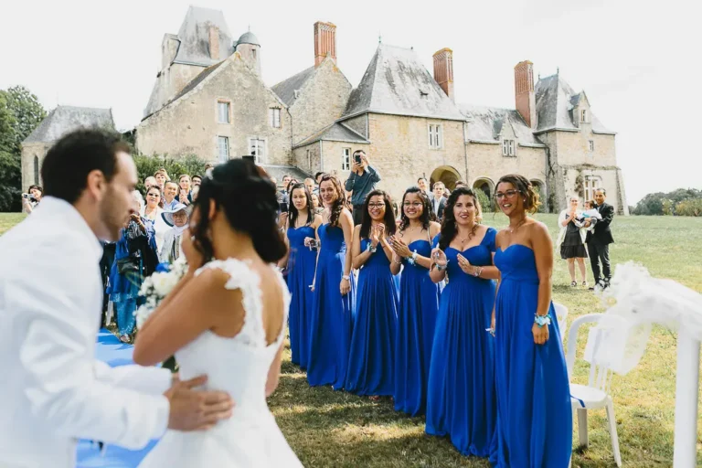 Cérémonie laïque dans les jardins d'un château près de Nantes - Mariage nature.